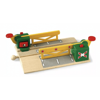 BRIO World Magnetic Action Crossing - Beanie Games