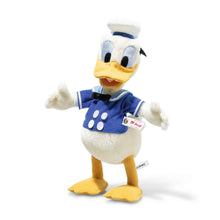 Disney Donald Duck 90th Anniversary - Beanie Games