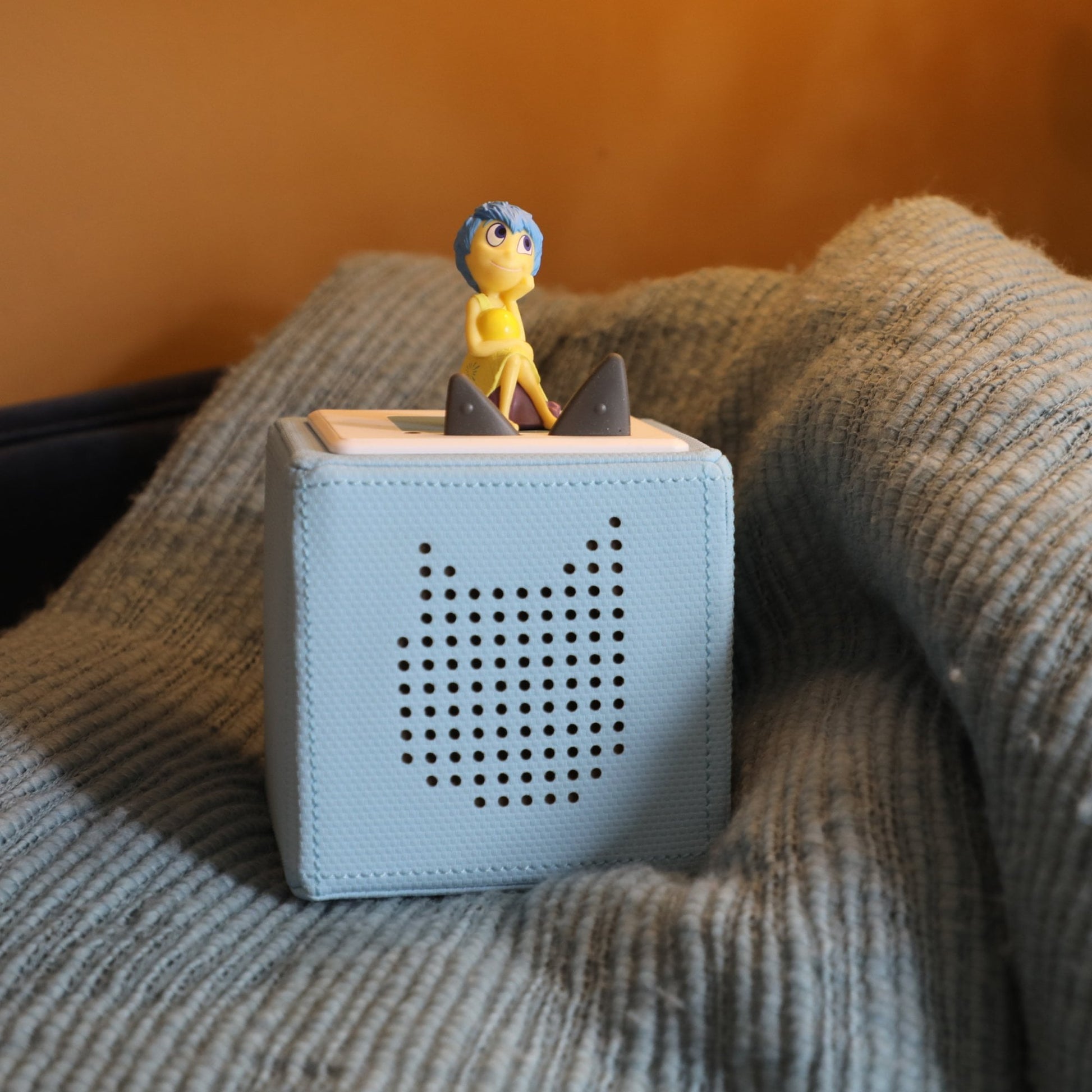 Disney Pixar Inside Out - Beanie Games