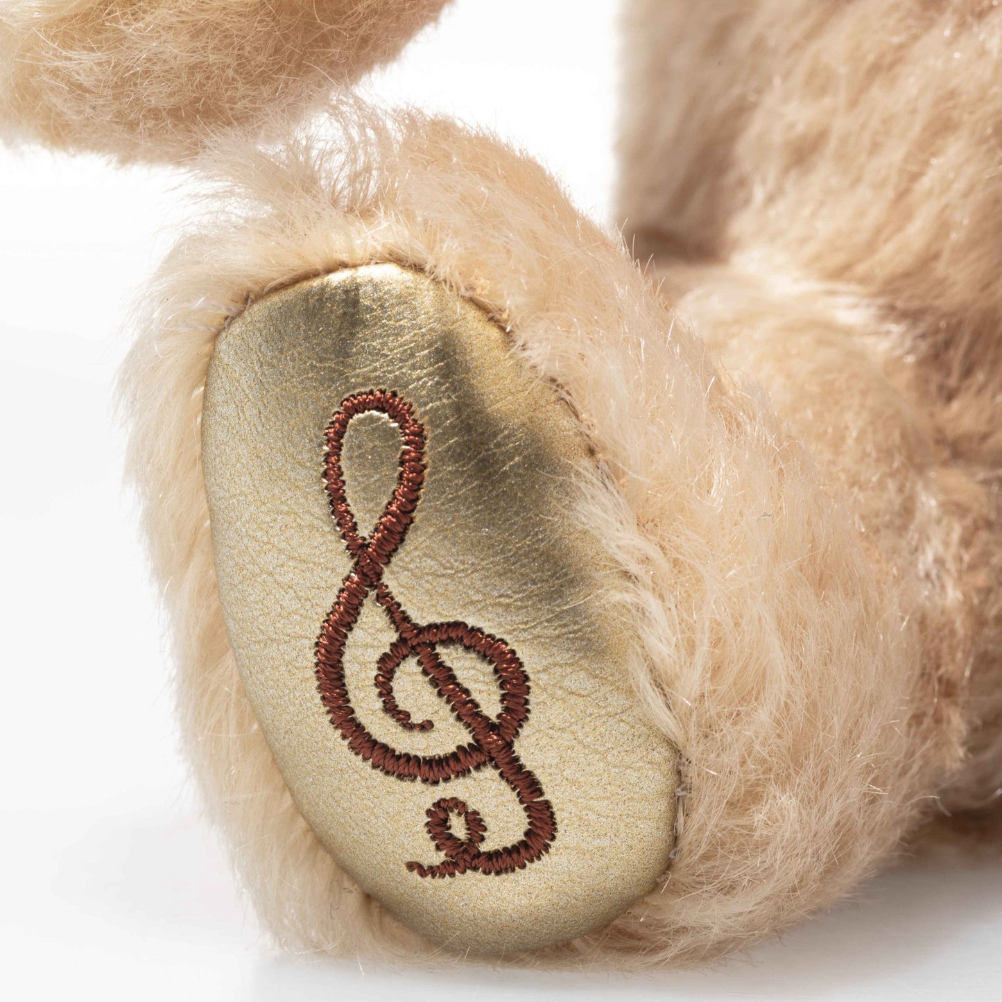 Disney Winnie The Pooh 100th Anniversary - Beanie Games