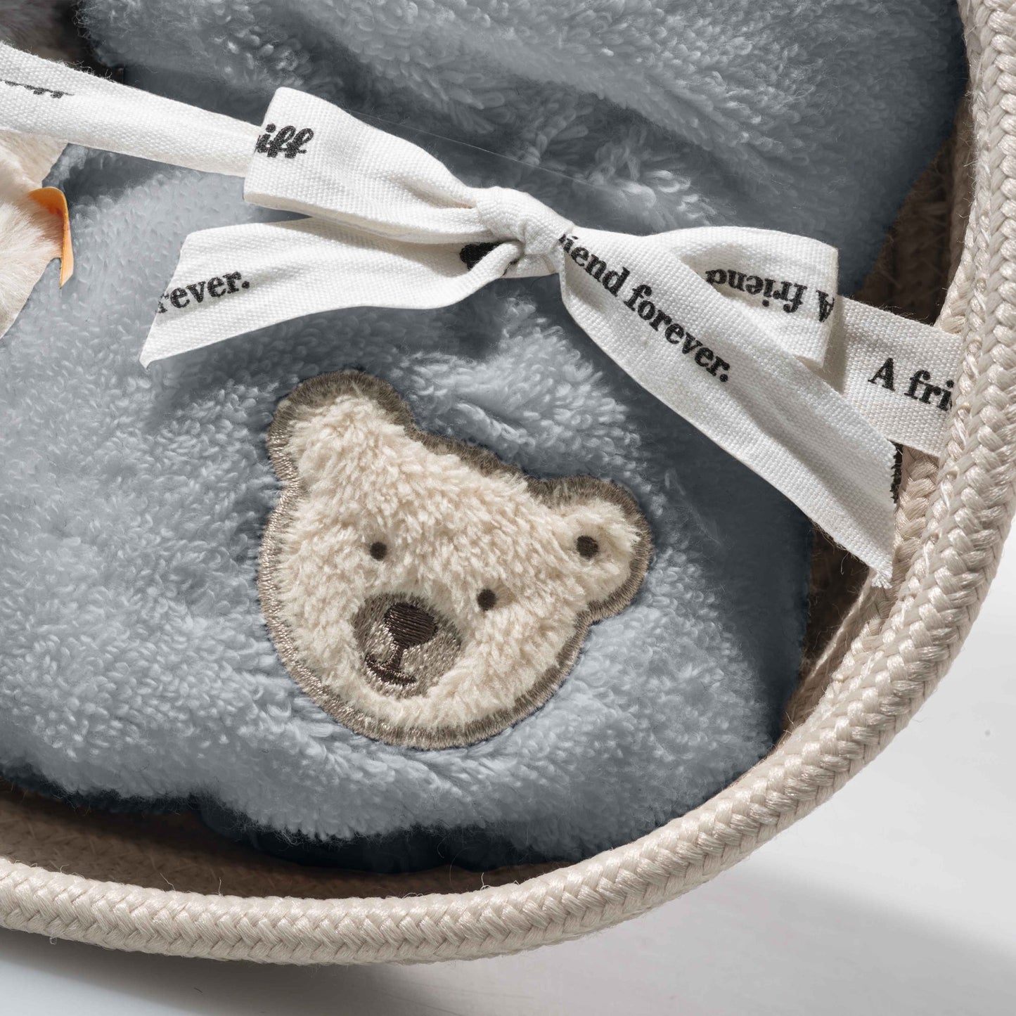 Lio Penguin With Rattle and Bib Gift Set - Beanie Games