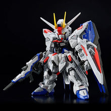 MASTER GRADE SD FREEDOM GUNDAM - Beanie Games
