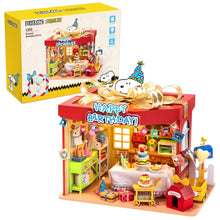 Peanuts™ Snoopy Birthday Party - Beanie Games