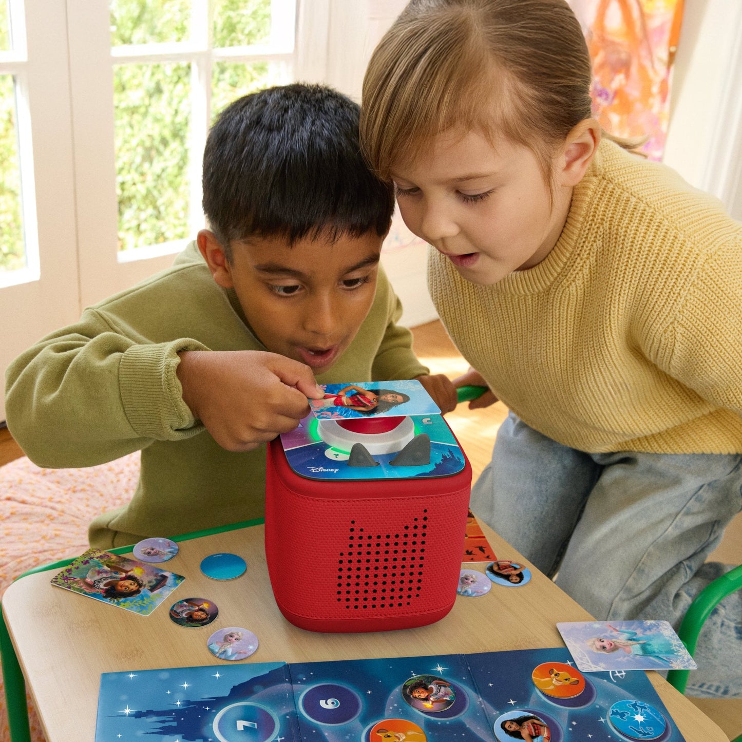 Toniebox 2 Sunset Red ToniePlay Bundle - Lion King - Beanie Games